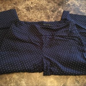 Women’s Capri Pants, Size 10 Stretchy